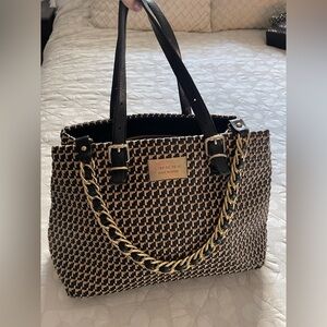 Dimoni Spain Chic Black and Tan Tote with Chain Detail Genuine Leather